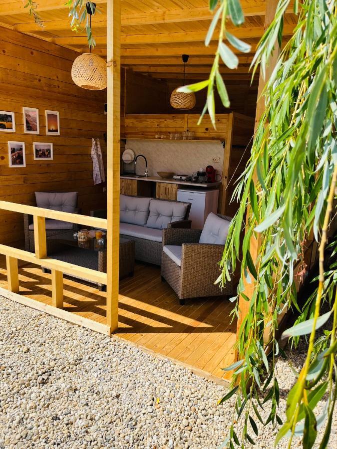 Cozyhut Бунгало Под Наем 切尔诺莫雷茨 外观 照片
